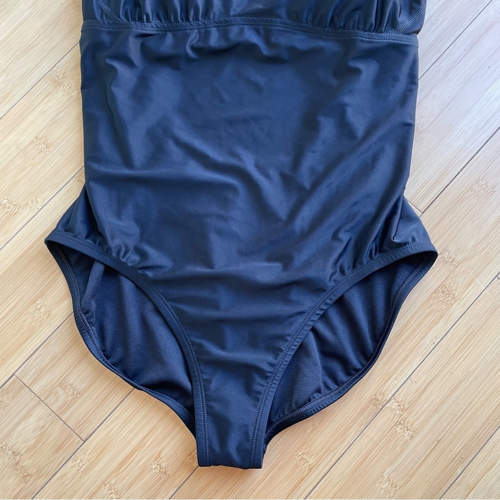 S O L D : Nike Epic Racerback One Piece Swimsuit - Picture 5 of 12